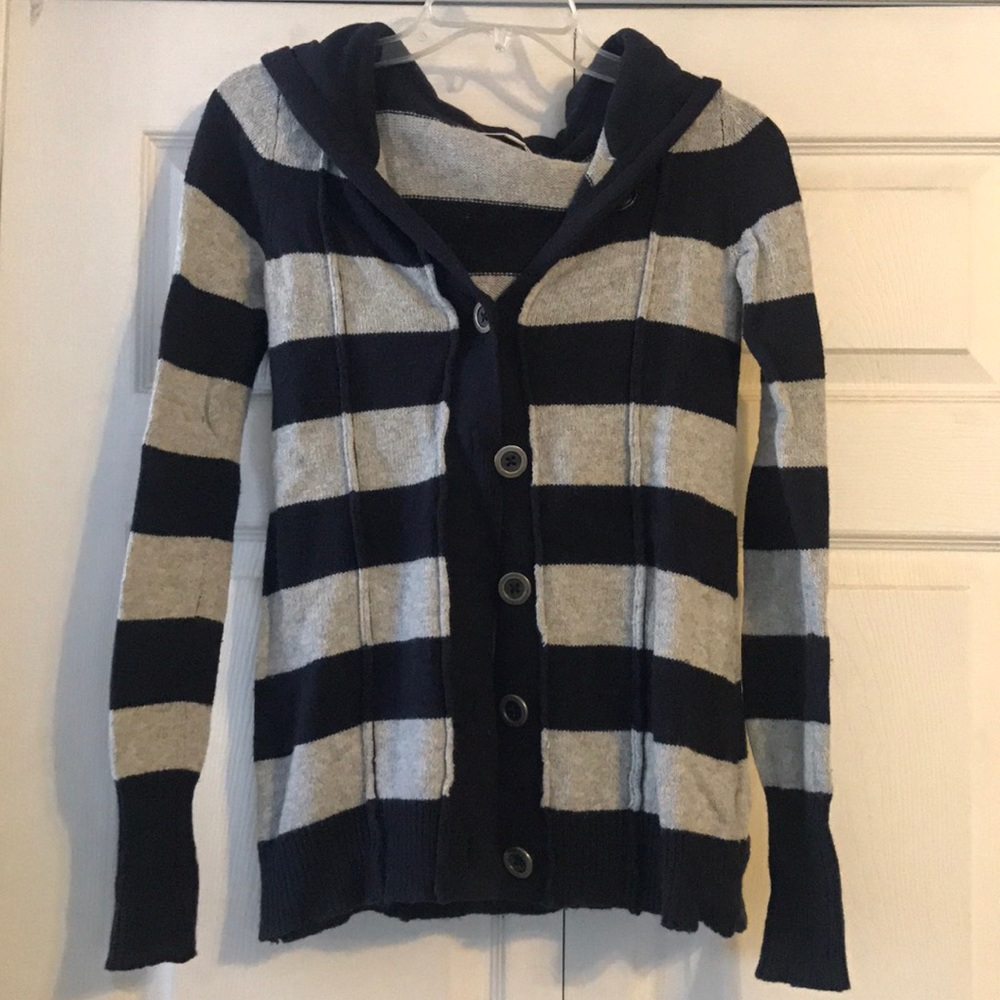 Sweater cardigan